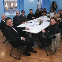 Ekipa Zorana Jankovića med posvetom