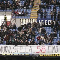 “Nova zvezda... 58... Adijo, Sic” - Marcu so se poklonilii tudi navijači tekme med Interjem in Verono na milanskem San Siru.