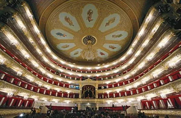 Moskovski Bol&scaron;oj teater danes odpira svoja vrata