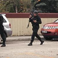 Napadalca naj bi  po navedbah sarajevskega radia ubil ostrostrelec