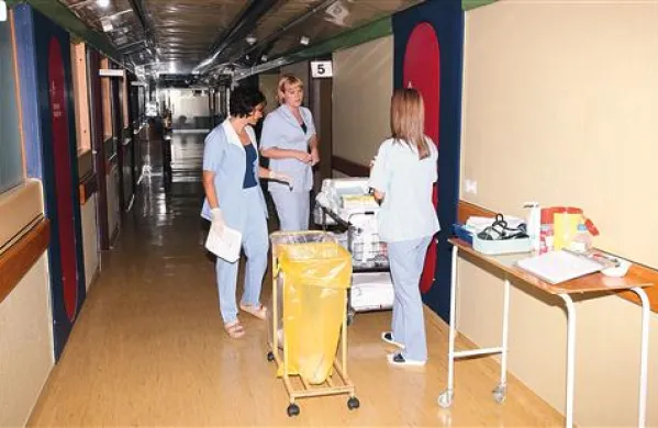 Medicinske sestre iz izolske in šempetrske bolnišnice se ne bodo pridružile stavki