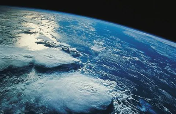 Asteroid bo Zemljo pozdravil predvidoma v sredo ob 0.28 po srednjeevropskem času iz razdalje 325.000 kilometrov 