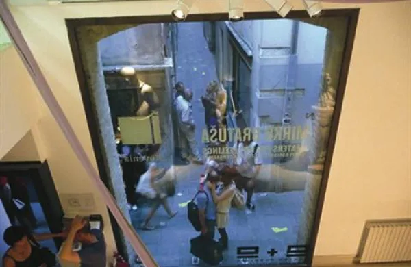 Utrinek iz galerije A+A v Benetkah