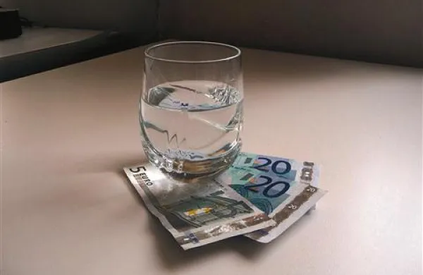 Pitna voda in odvajanje odplak  bosta predvidoma dražja, a povprečne družine to ne bo tako obremenilo