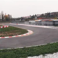 V ŠD Karting Koper napovedujejo, da bi lahko bencinske hlape na  stezi znova vonjali že v prihodnjih mesecih