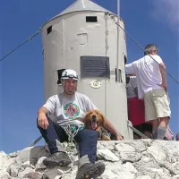 Shark je pravi Slovenec, saj je Grozdana spremljal tudi na Triglav