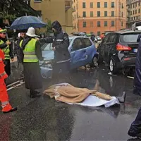 V Genovi so zaprte ulice in &scaron;ole