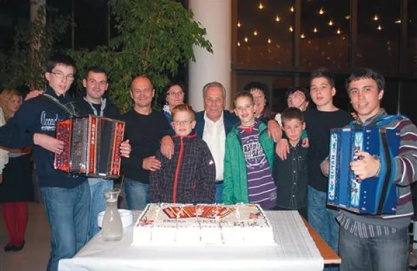 Kra&scaron;ka harmonika je stara že četrt stoletja