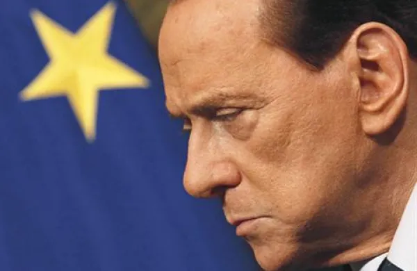 Če bo koalicija glasovanje preživela, Berlusconi po poročanju italijanskih medijev ne namerava odstopiti