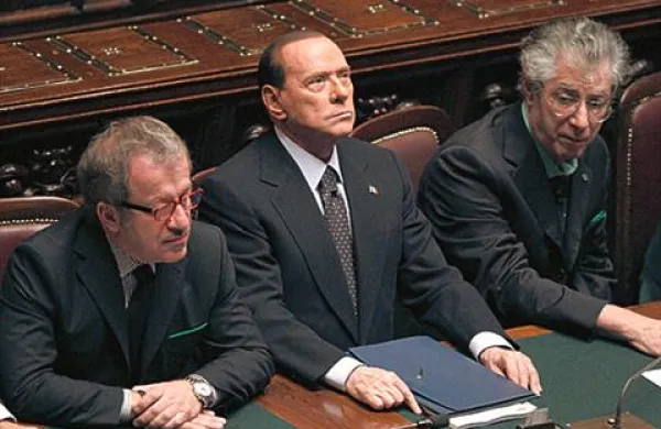 Italijanski premier Silvio Berlusconi nima več večine v 630-članskem parlamentu