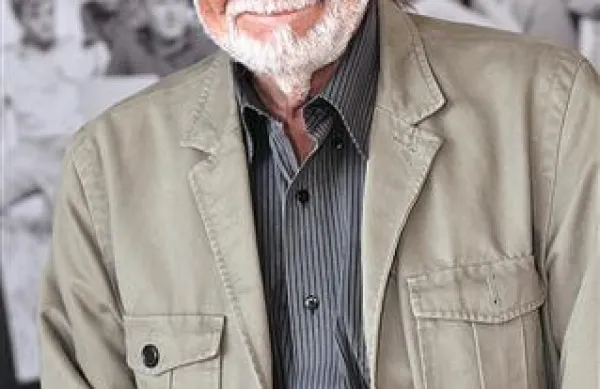 Georgeu A. Romeru (na fotografiji) bo nagrado za življensko delo podelil Dario Argento 