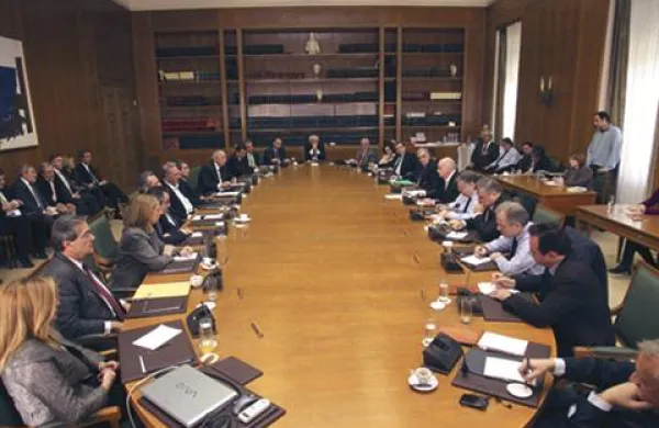 Včerajšnji krizni sestanek grške vlade