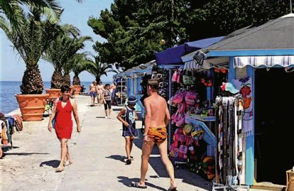 Izolo je oktobra obiskalo za 71 odstotkov več tujih turistov kot oktobra lani