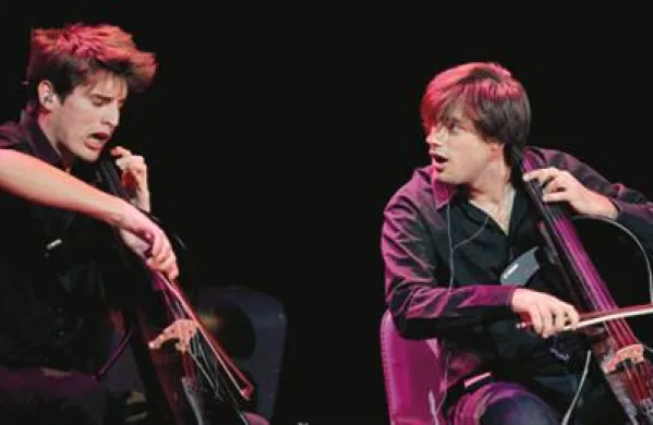 Koncert sta uvedla virtuoza na violončelih, Luka Šulić in Stjepan Hauser