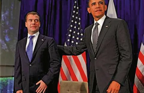 Obama in Medvedjev za skupen odgovor glede Irana