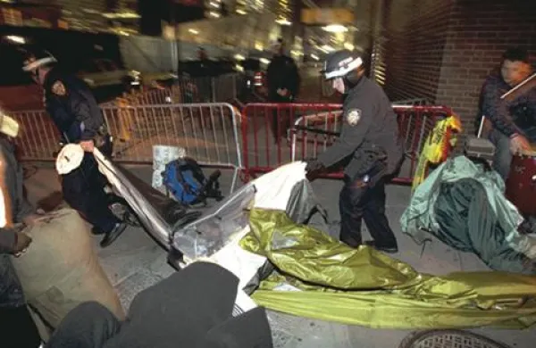 Ko bodo mestne oblasti počistile park Zuccotti, se protestniki ne bodo smeli vrniti s šotori, ponjavami in spalnimi vrečami