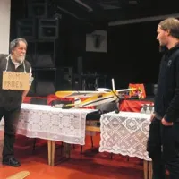 Ozvočevalec in osvetljevalec Vid Gladovič