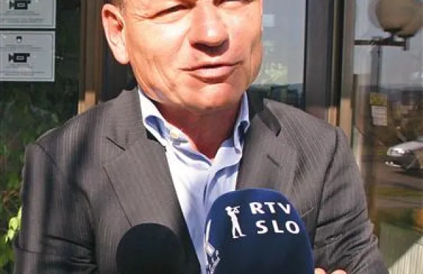 “Izkazalo se je, da je šlo za še en obtožni predlog tožilstva, ki ni bil potreben. Jasno je bilo, da kaznivega dejanja ni bilo,” je po razglasitvi sodbe dejal Franci Matoz 