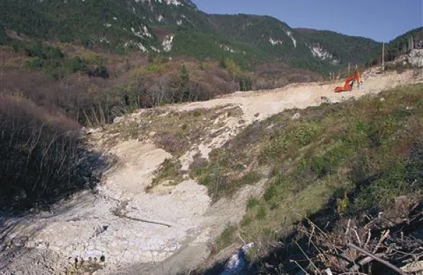  Na plazu Stogovce so končali interventna dela, sedaj pripravljajo idejne rešitve za trajno sanacijo