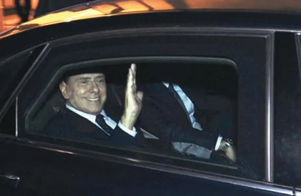 75-letni Silvio Berlusconi je odstopil v soboto, 