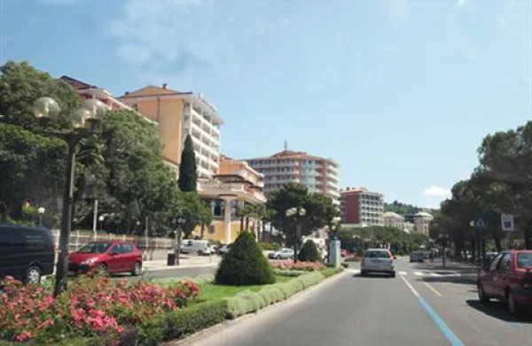 Danes se začenja tradicionalna, že 13. Poslovna konferenca Portorož
