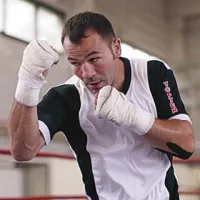 Boksarski šampion Dejan Zavec je ubranil naslov najboljšega športnika leta kot blagovne znamke 