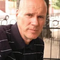 Dean Mavrič: “Nujno bi bilo zgraditi vsaj južni prizidek tribune, s  prostori za slačilnice, tehniko, klube in društva.“ 