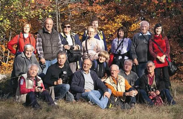 Fotografi - upokojenci so uživali na Krasu