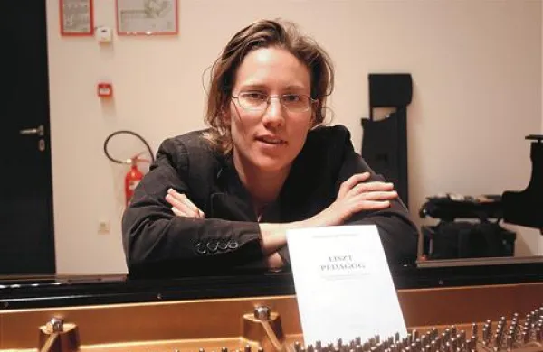 Aleksandra Pavlovič, prevajalka dela Liszt pedagog    