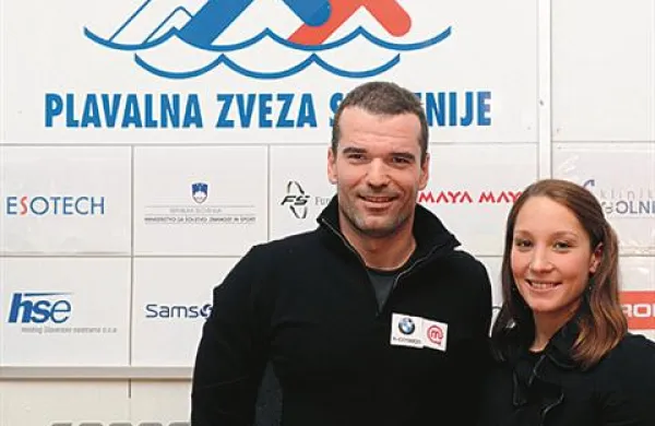 Najboljša slovenska plavalca v letu 2011 sta Peter Mankoč in Anja Klinar