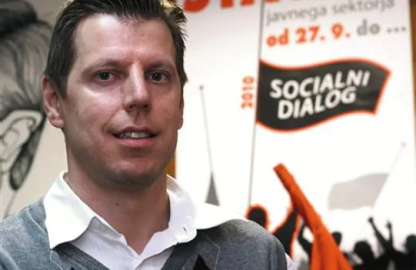 Damjan Volf:  “Če Primorje nima denarja za odpravnine niti za to peščico delavcev, kako bo lahko izplačalo odpravnine 200 delavcem, ki jih namerava kmalu odpustiti?”