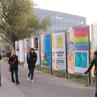 V Novi Gorici so volilni plakati na nekaterih mestih komaj opazni, saj so pomešani kar med ostale plakate