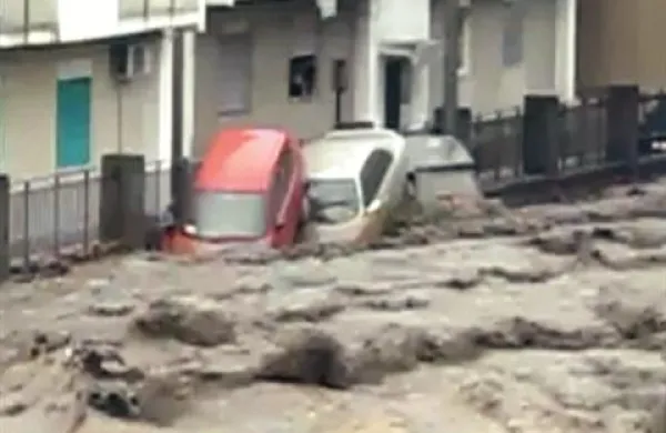 Poplava v kraju Barcellona  Pozzo di Gotto na Siciliji