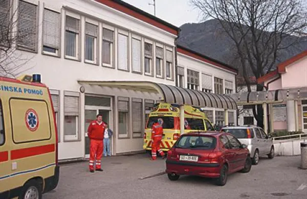 V delovna nesreči na Bovškem so pomagali tudi tolminski reševalci