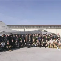 Skupinski posnetek slovenskih, italijanskih in ameriških gasilcev 