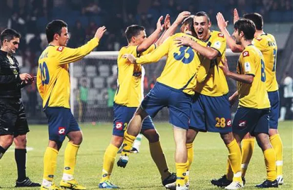 Koprčani so se tako veselili potrditve zmage v sodnikovem podaljšku, ko je zadel Milan Osterc