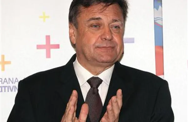 Zoran Janković bi gospodarsko rast spodbudil z državnimi investicijami in davčnimi olajšavami na investicije, ki prinašajo nova delovna mesta
