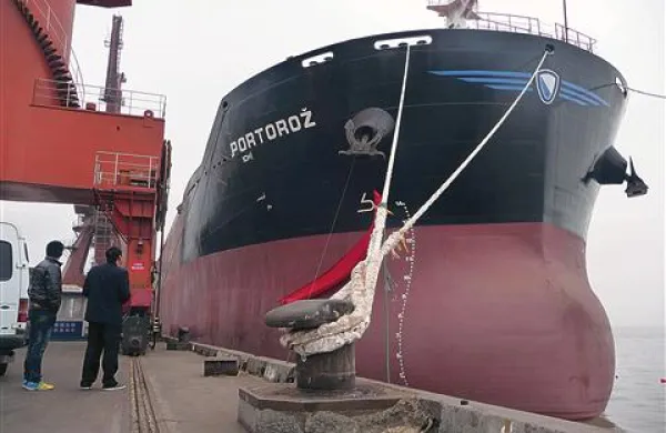 Čezoceanka Portorož bo na svoji prvi službeni poti plula proti Indoneziji, kjer jo čaka tovor premoga 