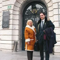 Barbara Verdnik z odvetnikom Andrejem Brezavščkom