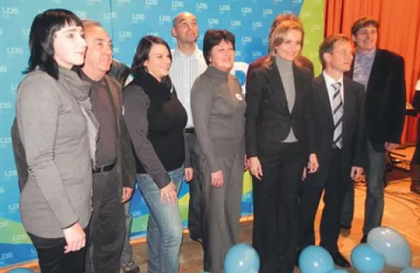 Zadnje predvolilno srečanje kandidatov LDS
