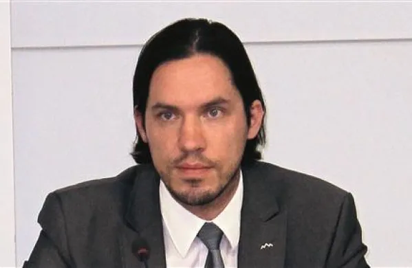 Uroš Petohleb