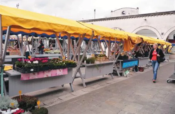 Na koprski tržnici ne bo stojnic političnih strank