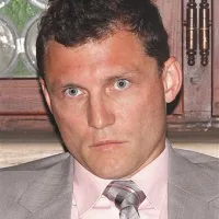 Aleksij Mužina: “V izjemnih okoliščinah, ko, denimo, določen projektant za opravljeno delo zahteva nizko plačilo, lahko občina z njim sklene direktno pogodbo.”  