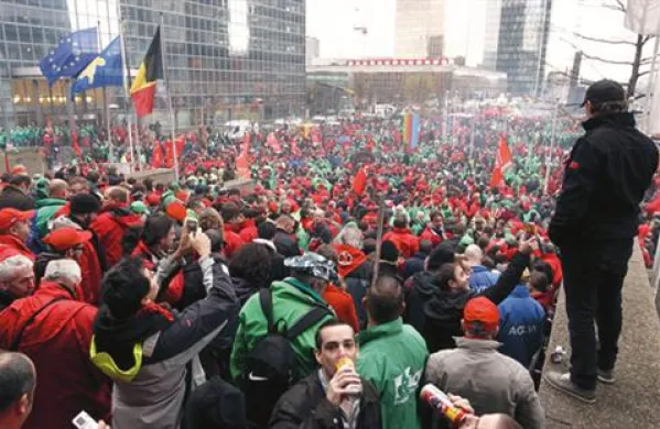 Protestniki nasprotujejo varčevalnim ukrepom, ki jih je v proračunu za prihodnje leto predvidela prihodnja belgijska vlada