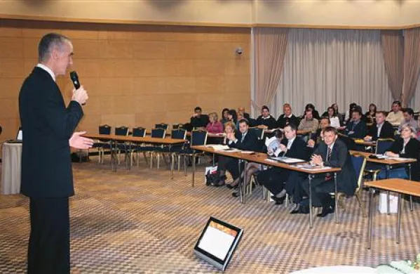 Direktor Primorskih novic Leon Horvatič je udeležencem obljubil podobne dogodke tudi v letu 2012