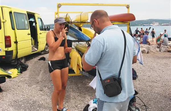 Anja Osterman in reprezentančni trener Fredi Apollonio med očitno zelo zanimivo debato
