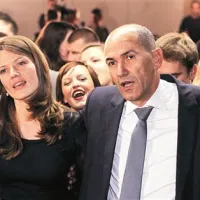 Od  zlate delnice do dobrega vica
