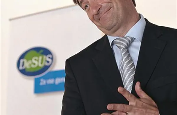 Karl Erjavec pravi, da bi Desus rad sodeloval v vladi, a le, če jih bodo obravnavali kot enakopravnega partnerja