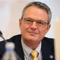 Marko Pavliha ostaja na fakulteti