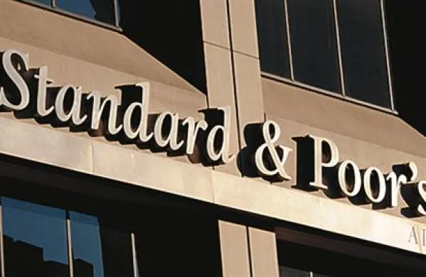 Bonitetna hiša Standard & Poor's (S&P) svojega dela ne opravlja na podlagi domneve, da bo območje evra razpadlo, je danes zatrdil glavni ekonomist agencije Jean-Michel Six